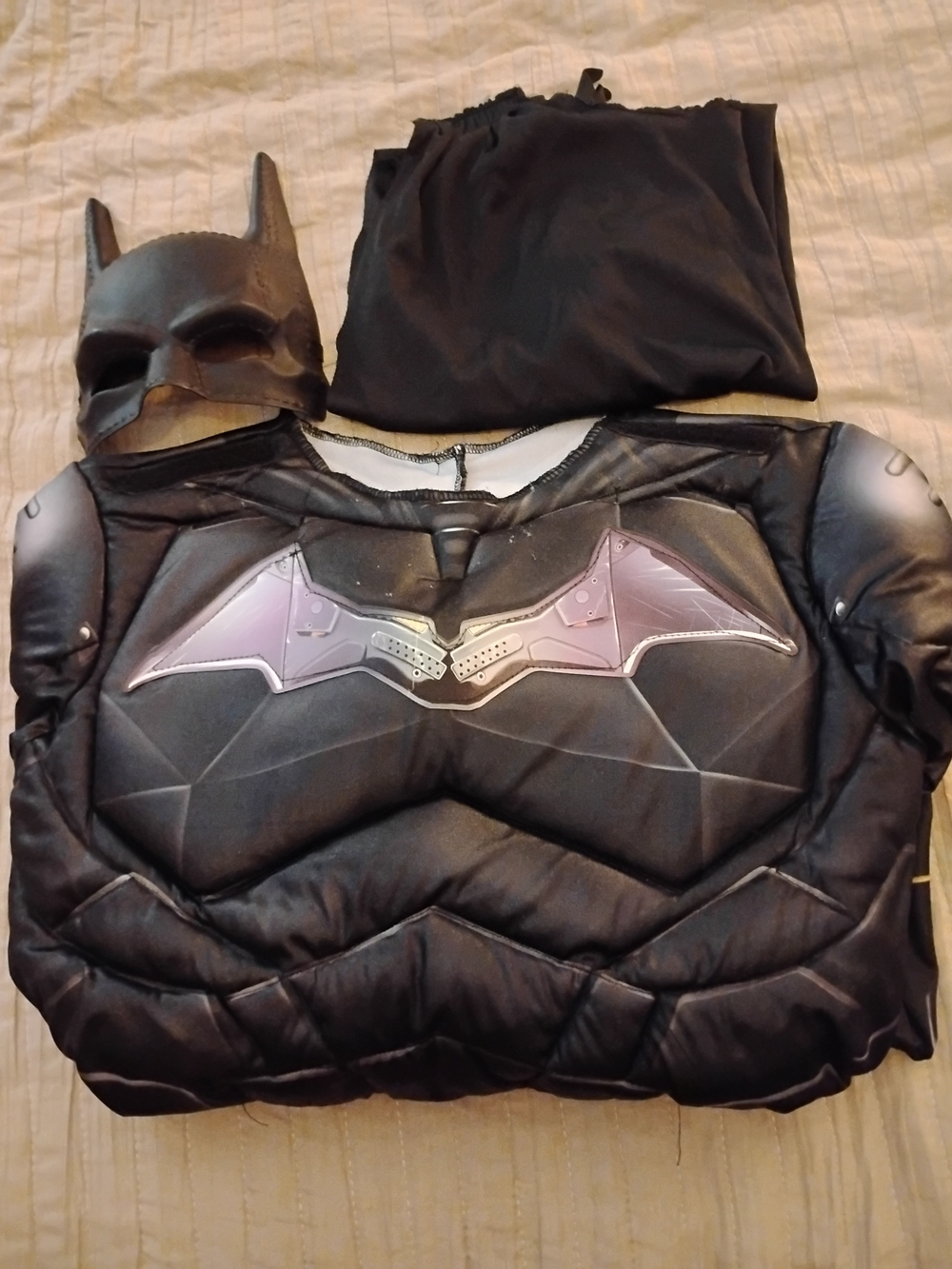 Rubies "The Batman" (2022 Movie) Deluxe Muscle Padded Costume With Mask & Cape